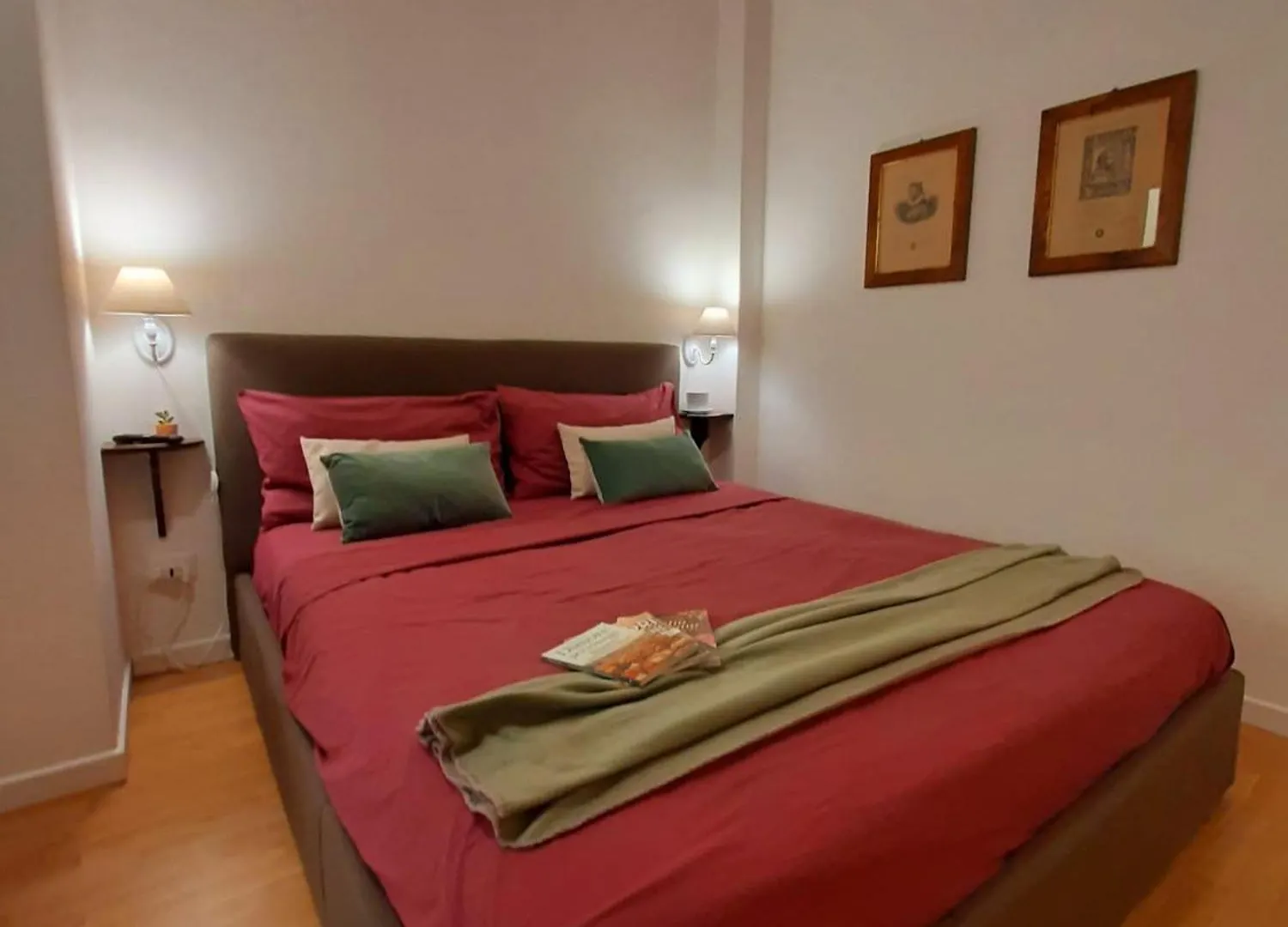 Charme In Righi Apartment Bologna